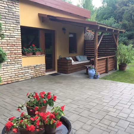 Tulipan Apartman Έγκερ Εξωτερικό φωτογραφία