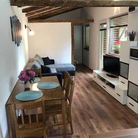 Tulipan Apartman Έγκερ Εξωτερικό φωτογραφία
